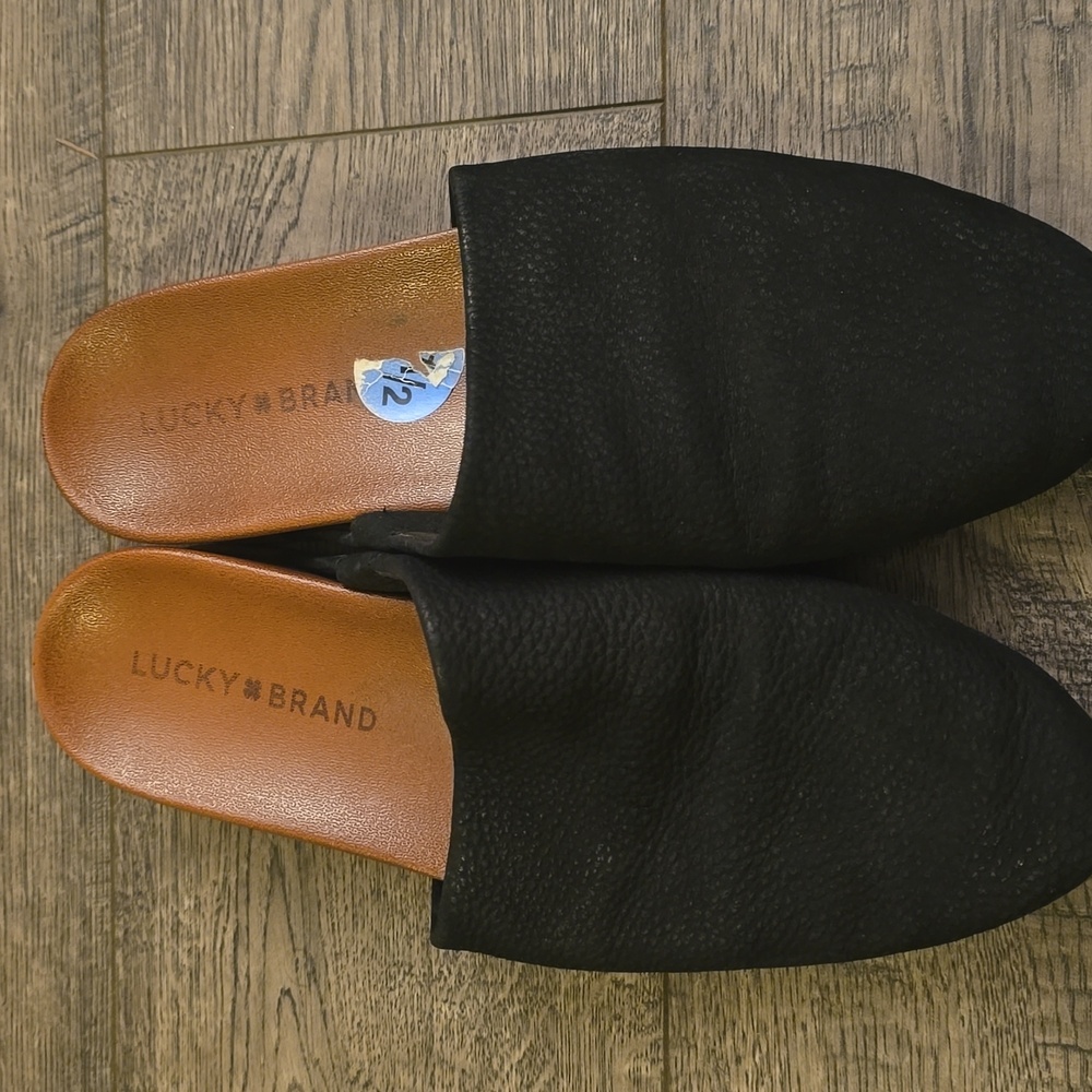 Lucky Brand Black Textured Leather Pointed Toe Mule Slides Women Size 7.5